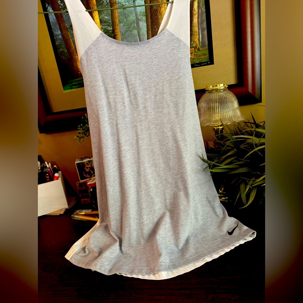 Nike tank, medium, never worn but washed